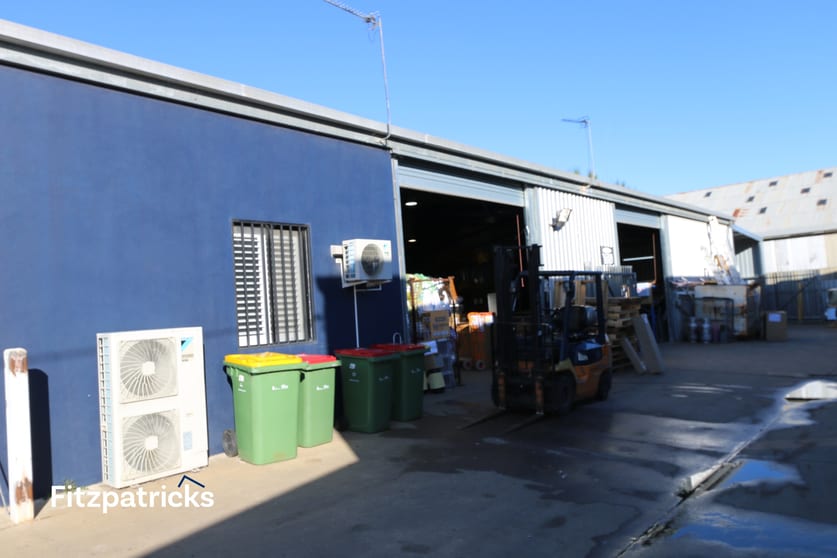 Click to view all images 3 Rabaul Place Wagga Wagga NSW 2650 - Image 2