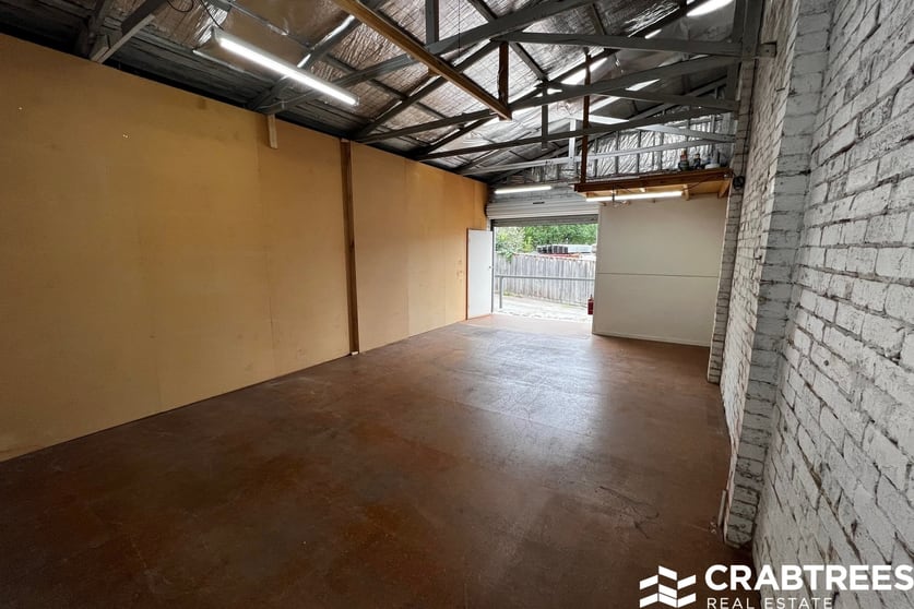 Click to view all images 1/6 Duffy Street Burwood VIC 3125 - Image 3