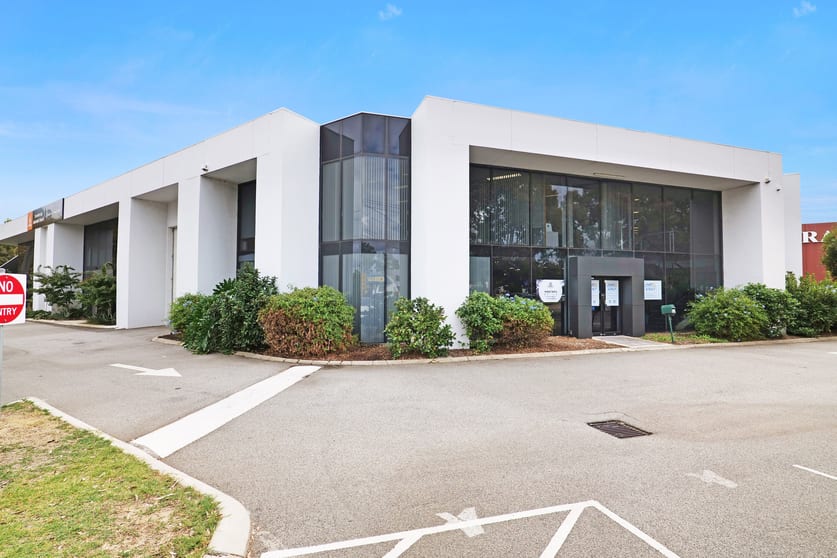 Click to view all images 88 Welshpool Road Welshpool WA 6106 - Image 2