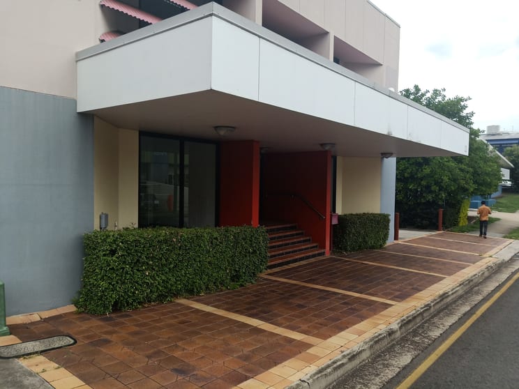 Click to view all images 22 South Street Ipswich QLD 4305 - Image 2