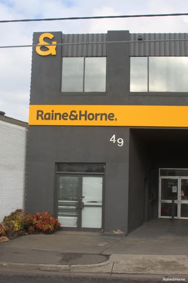 Click to view all images 49a Hopkins street Footscray VIC 3011 - Image 2