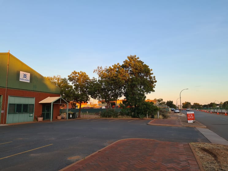 Click to view all images 1/88 Anderson Street Port Hedland WA 6721 - Image 3