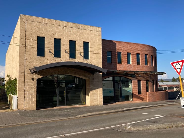 Click to view all images 59 Peels Place Albany WA 6330 - Image 1