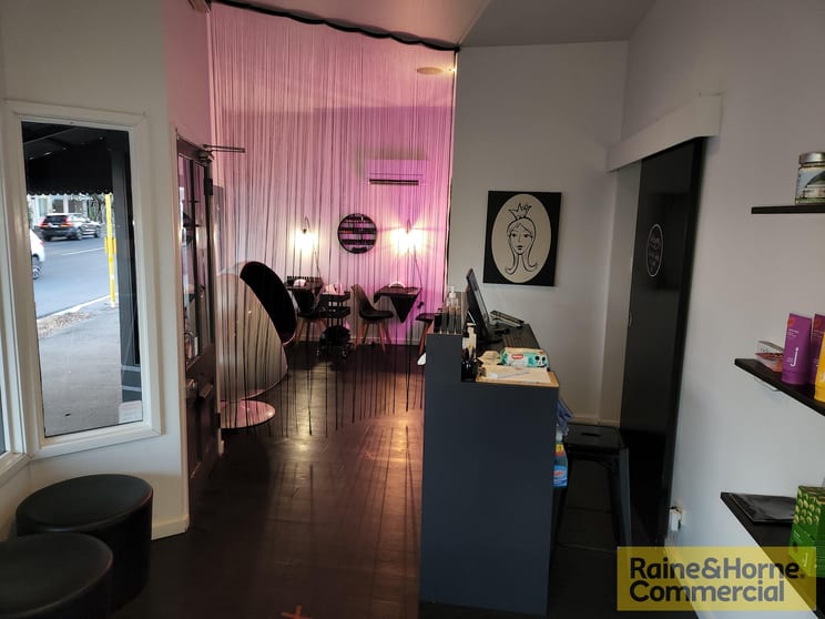 Click to view all images 1/33 Macgregor Terrace Bardon QLD 4065 - Image 3