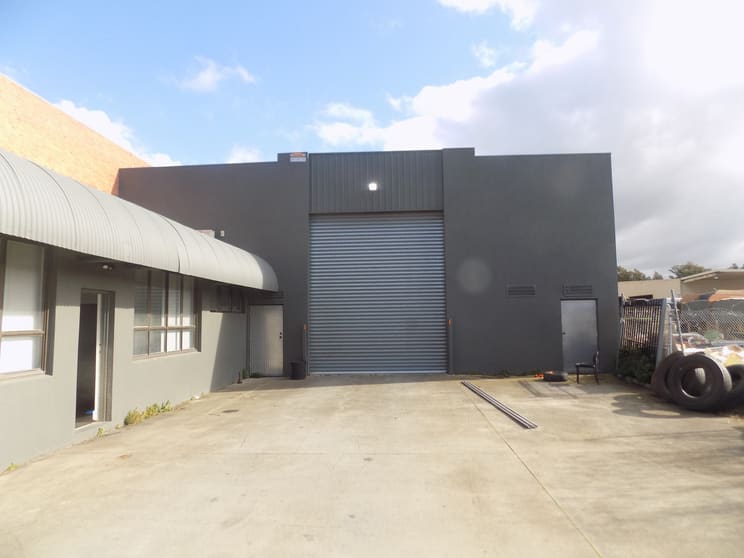 Click to view all images 14 Beach Avenue Mordialloc VIC 3195 - Image 3