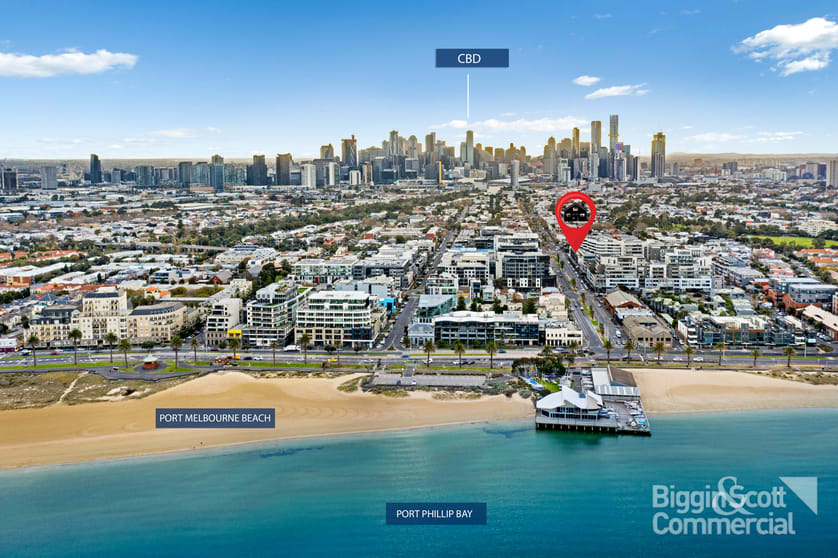 Click to view all images 4/120 Bay Street Port Melbourne VIC 3207 - Image 2
