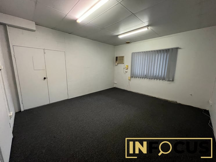 Click to view all images Penrith NSW 2750 - Image 3