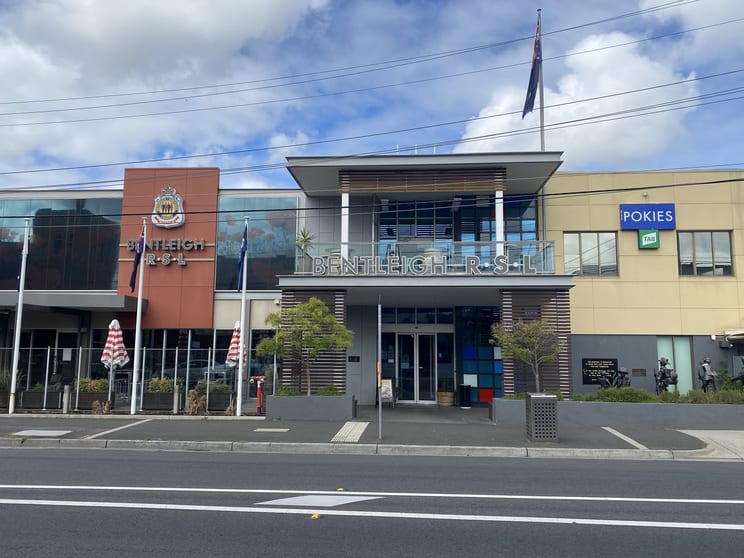 Click to view all images 487 Centre Road Bentleigh VIC 3204 - Image 2