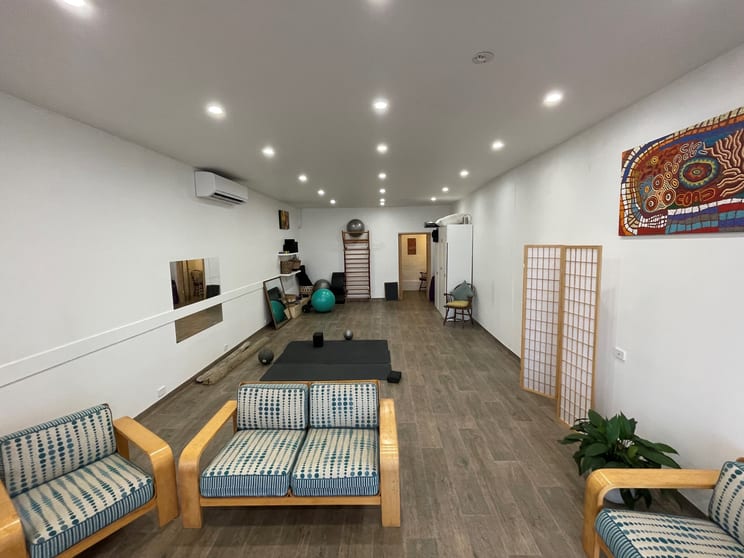 Click to view all images Shop 3/30-32 Empire Bay Drive Daleys Point NSW 2257 - Image 2