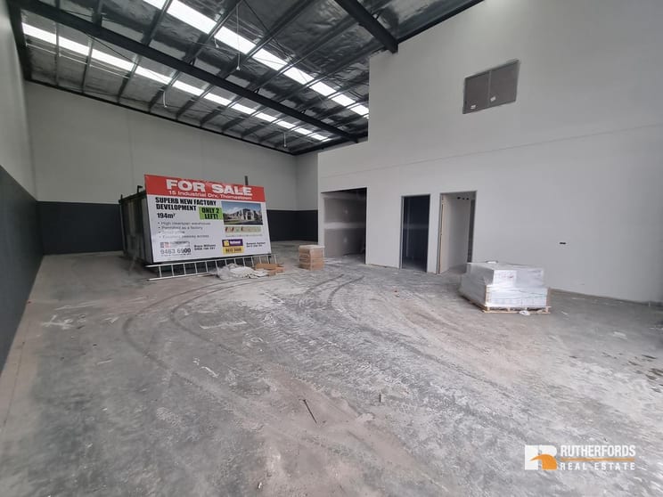 Click to view all images 1/15 Industrial Avenue Thomastown VIC 3074 - Image 3