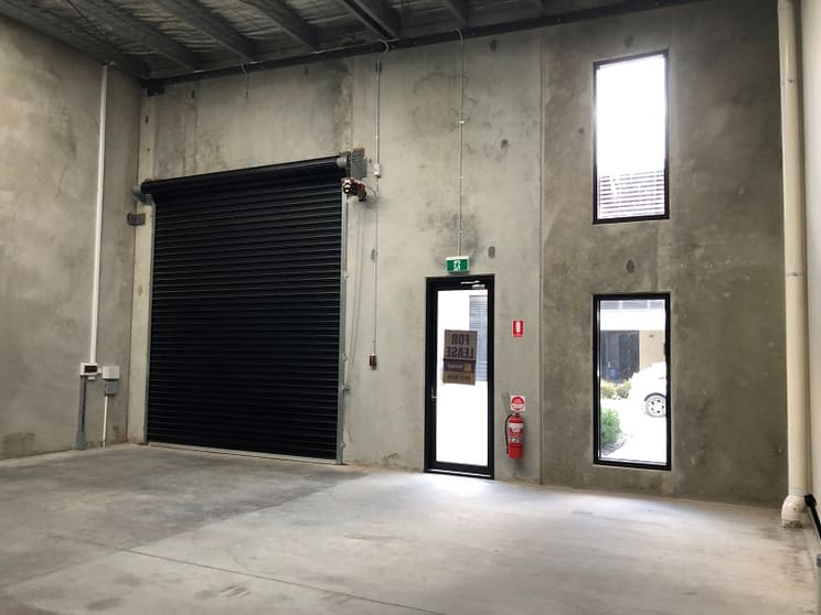 Click to view all images 4/2 The Gateway Broadmeadows VIC 3047 - Image 3