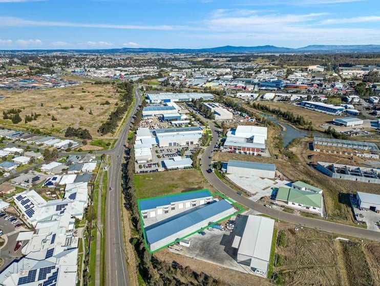 Click to view all images Unit 2/46 Spitfire Place Rutherford NSW 2320 - Image 2