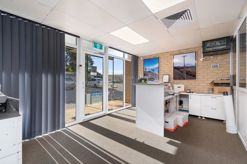 Click to view all images 22 Winton Road Joondalup WA 6027 - Image 2