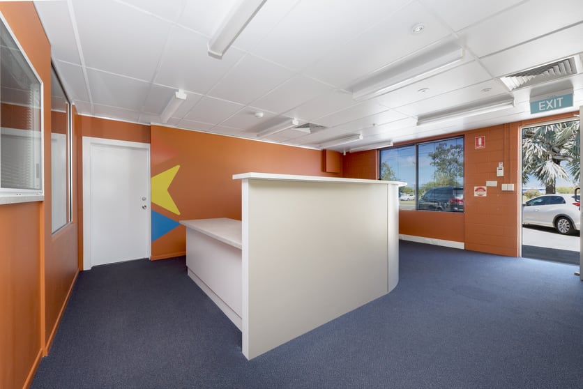 Click to view all images 2/106 Dalrymple Road Currajong QLD 4812 - Image 2