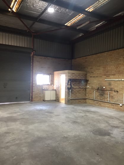 Click to view all images 4/7 Keates Road Armadale WA 6112 - Image 2
