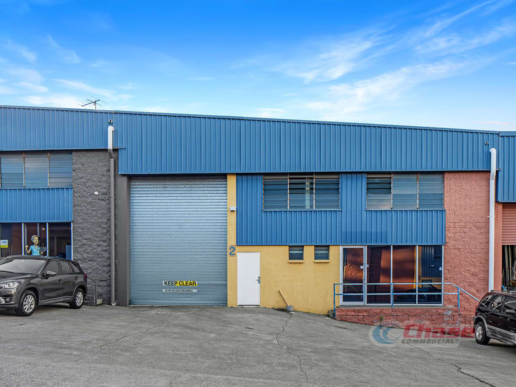 Click to view all images 2/18 Devlan Street Mansfield QLD 4122 - Image 2