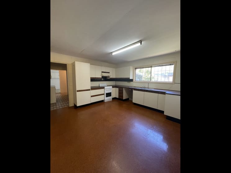 Click to view all images 6 Shackleton Street Mount Isa QLD 4825 - Image 3