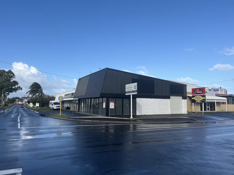 Click to view all images 18 Bourke Street Bunbury WA 6230 - Image 2