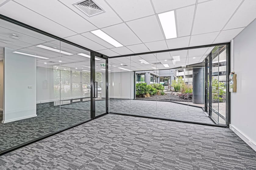 Click to view all images 417 Ferntree Gully Road Mount Waverley VIC 3149 - Image 2