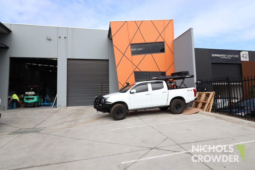 Click to view all images 1/44 Watt Road Mornington VIC 3931 - Image 1