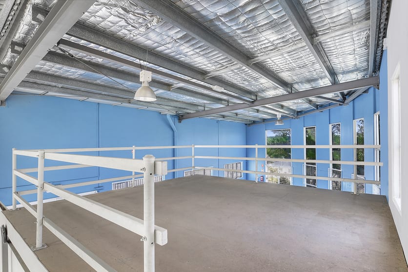 Click to view all images 8 Olympic Circuit Southport QLD 4215 - Image 3