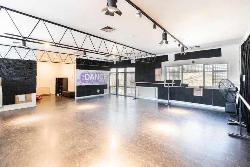 Click to view all images 1 Norfolk Road Surrey Hills VIC 3127 - Image 3