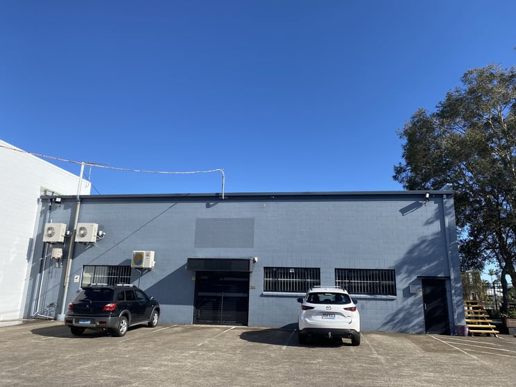 Click to view all images 106 Brisbane Road Mooloolaba QLD 4557 - Image 2