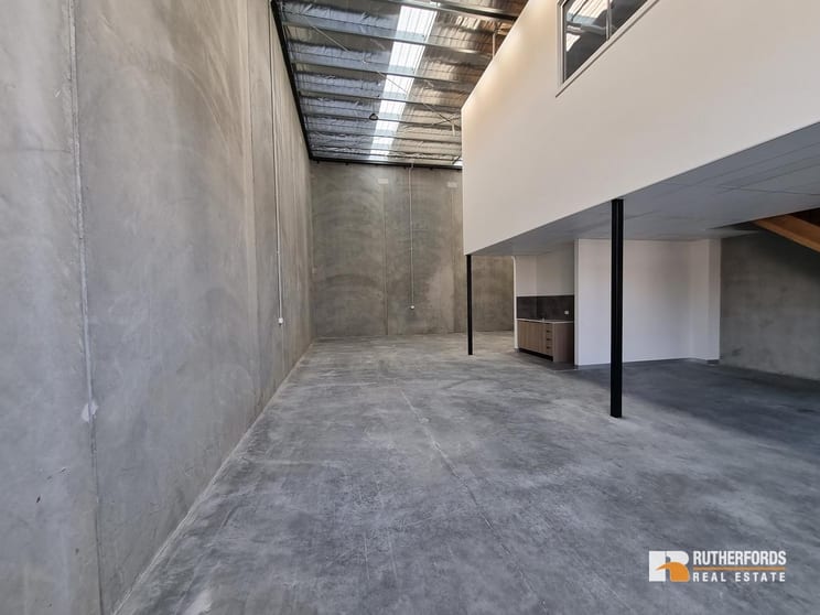 Click to view all images 11/81 Cooper Street Campbellfield VIC 3061 - Image 2