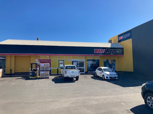 Click to view all images 4/107 Takalvan Street Bundaberg West QLD 4670 - Image 2