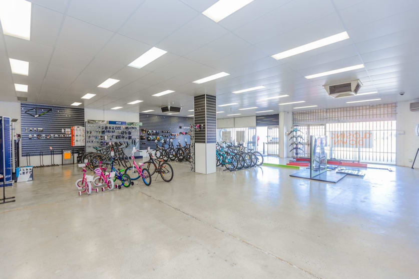 Click to view all images 2 & 3/182-184 Great Eastern Highway Midland WA 6056 - Image 3