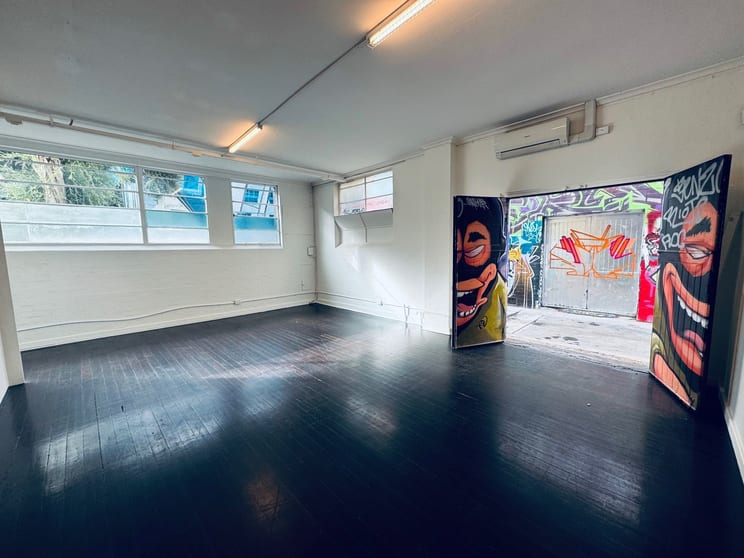 Click to view all images 4/40 Green St Windsor VIC 3181 - Image 2