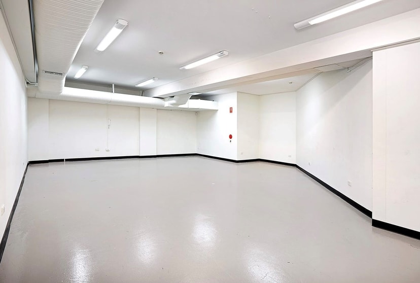 Click to view all images Suite 3, Level 1/114 Pyrmont Bridge Road Camperdown NSW 2050 - Image 1