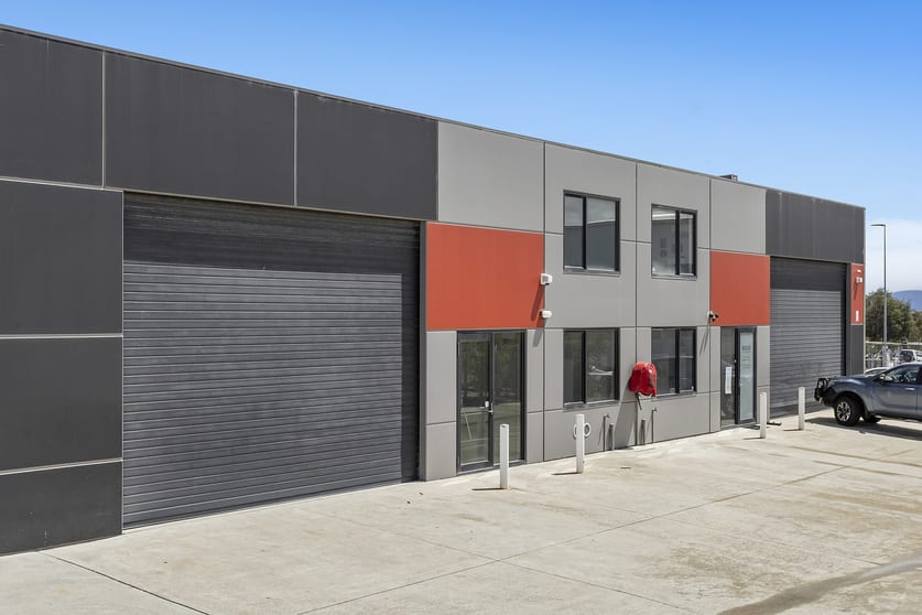 Click to view all images Unit 2/5 Runway Place Cambridge TAS 7170 - Image 1