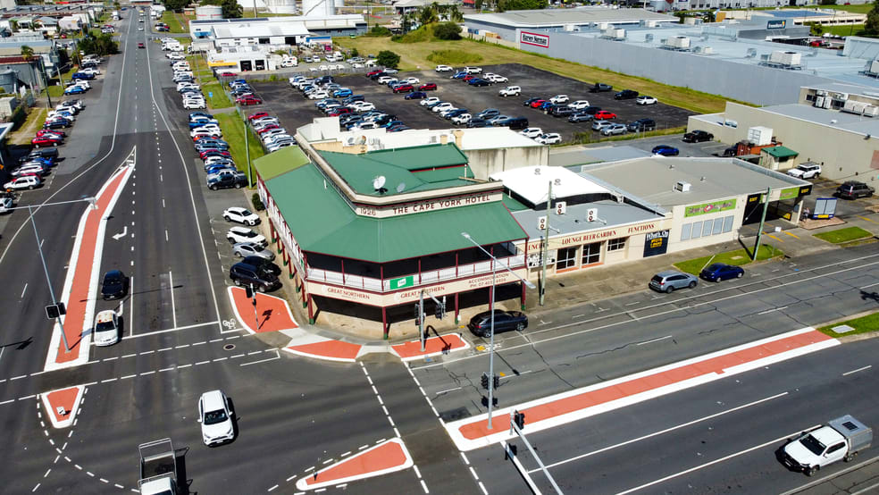 Click to view all images 147 BUNDA STREET Cairns City QLD 4870 - Image 1