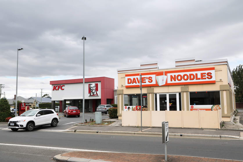 Click to view all images 369-371 Invermay Road Mowbray TAS 7248 - Image 1