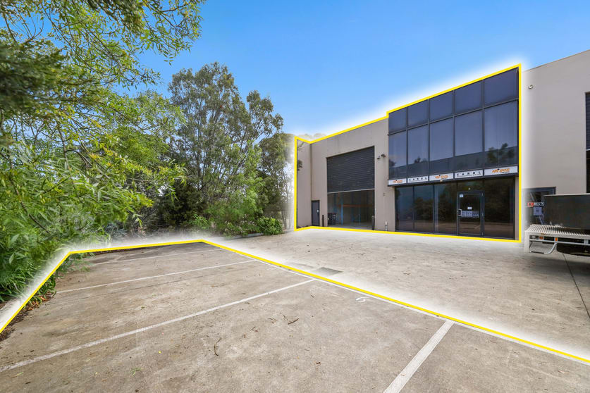 Click to view all images Unit 9/2 Railway Avenue Oakleigh VIC 3166 - Image 2