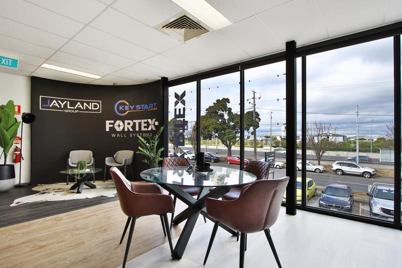 Click to view all images Level 1, 67L Matthews Avenue Airport West VIC 3042 - Image 2