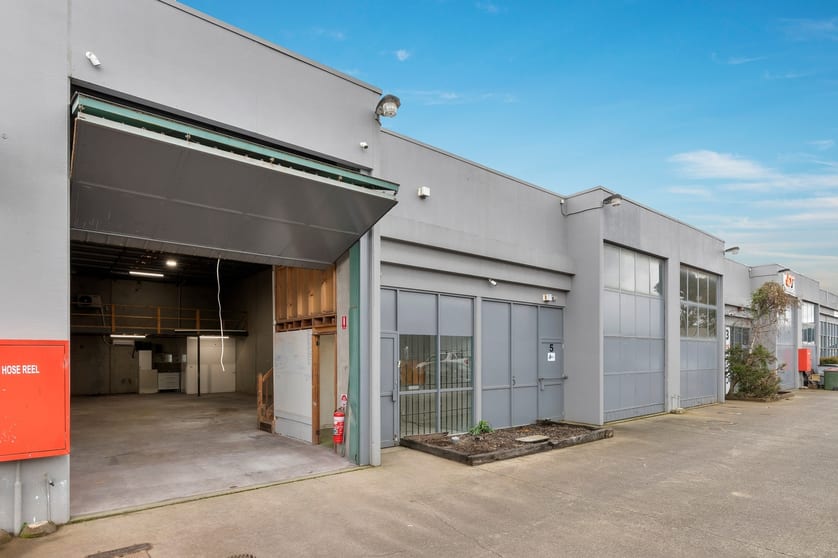 Click to view all images 6/11 Brand Drive Thomastown VIC 3074 - Image 2