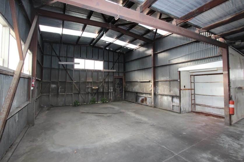 Click to view all images 2a Holmes Street Ballarat Central VIC 3350 - Image 2