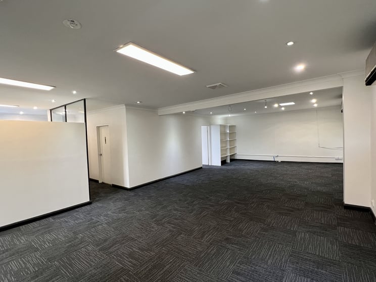 Click to view all images 61B East Parade Sutherland NSW 2232 - Image 3