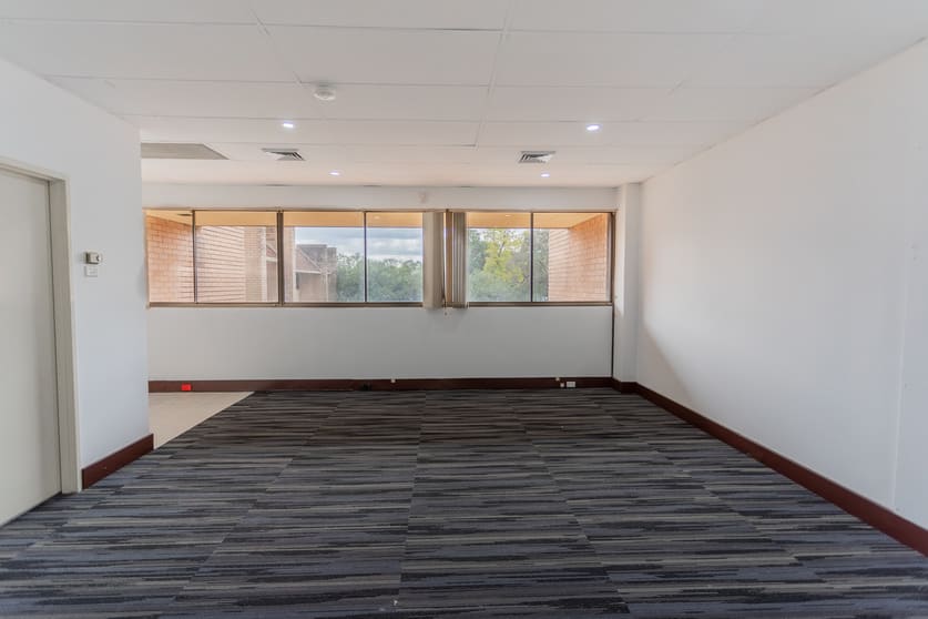 Click to view all images 17/7-9 Seven Hills Road Baulkham Hills NSW 2153 - Image 2