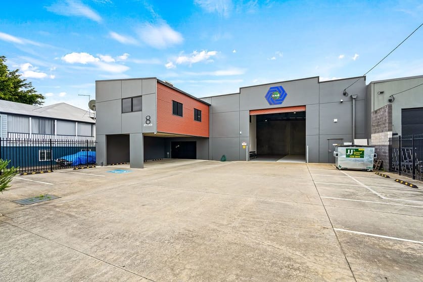 Click to view all images 8 Allworth Street Northgate QLD 4013 - Image 1