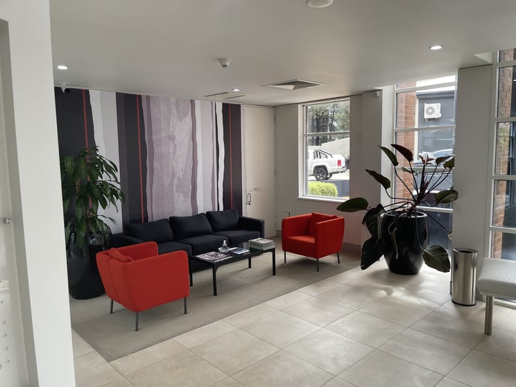 Click to view all images 6/1 Geils Court Deakin ACT 2600 - Image 2
