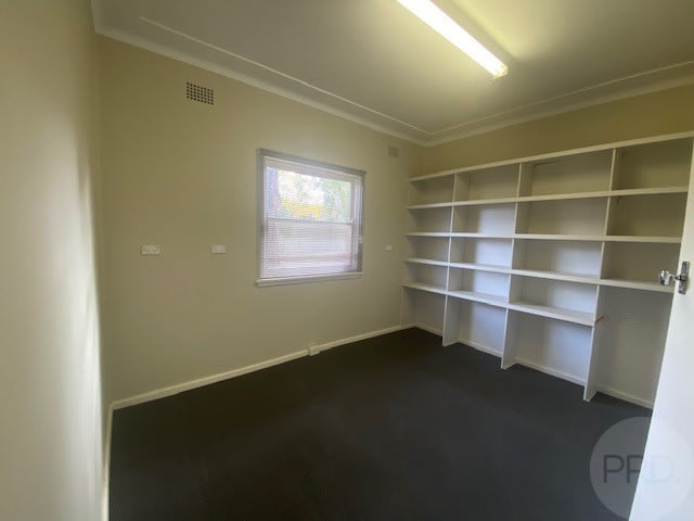 Click to view all images 5 Fulton Street Penrith NSW 2750 - Image 3