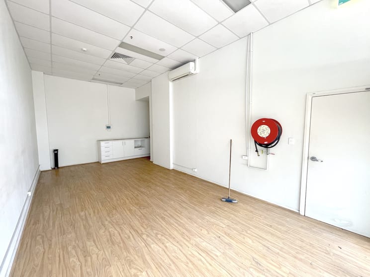 Click to view all images 103/545-553 Pacific Highway St Leonards NSW 2065 - Image 2