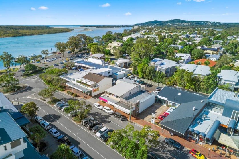Click to view all images Shop 3/8 THOMAS STREET Noosaville QLD 4566 - Image 2