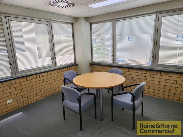 Click to view all images 6/2 Benson Street Toowong QLD 4066 - Image 2