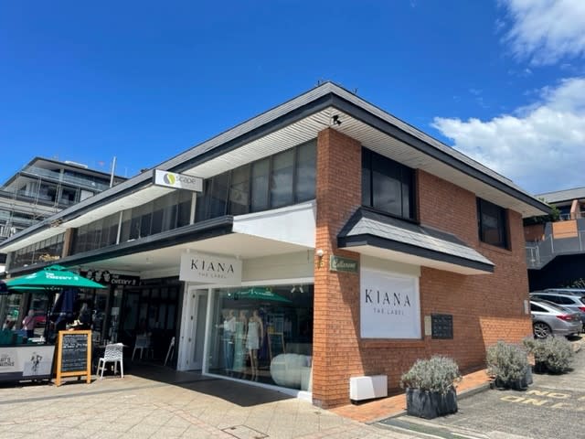 Click to view all images 1 & 2/16 Church Street Terrigal NSW 2260 - Image 2