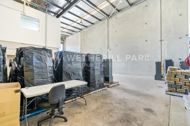 Click to view all images Smithfield NSW 2164 - Image 2