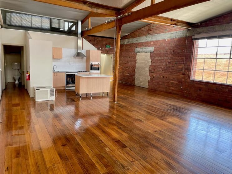 Click to view all images Unit 4/4-6 Lincoln Street Brunswick East VIC 3057 - Image 1